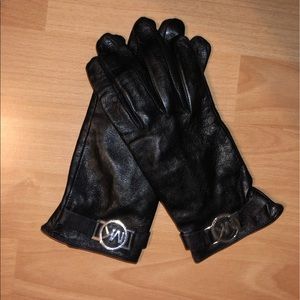 Michael Kors Leather with Logo Gloves